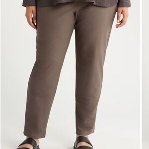 Eileen Fisher women’s  Brown viscose/nylon/spandex pant L